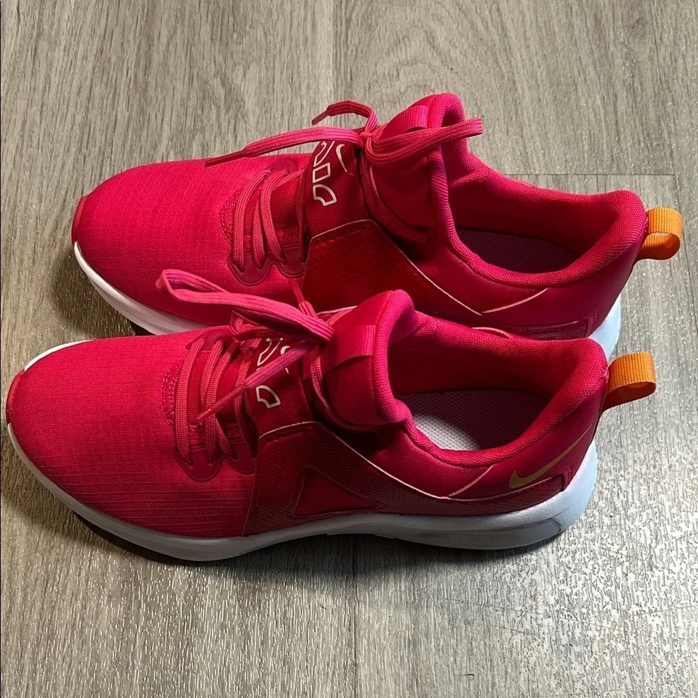 Nike Air Max Athletic Shoes